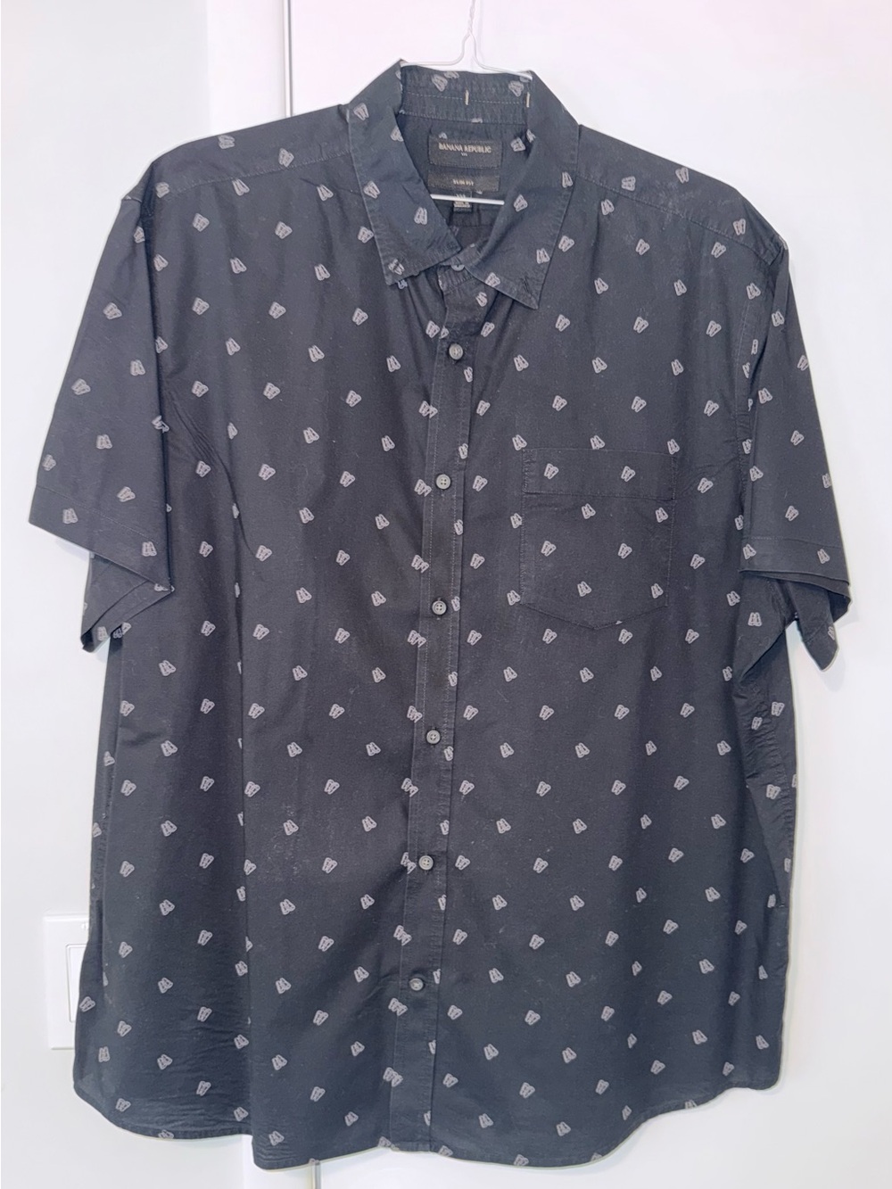 Banana Republic Black Short-Sleeve Button-Down Shirt with Micro Print